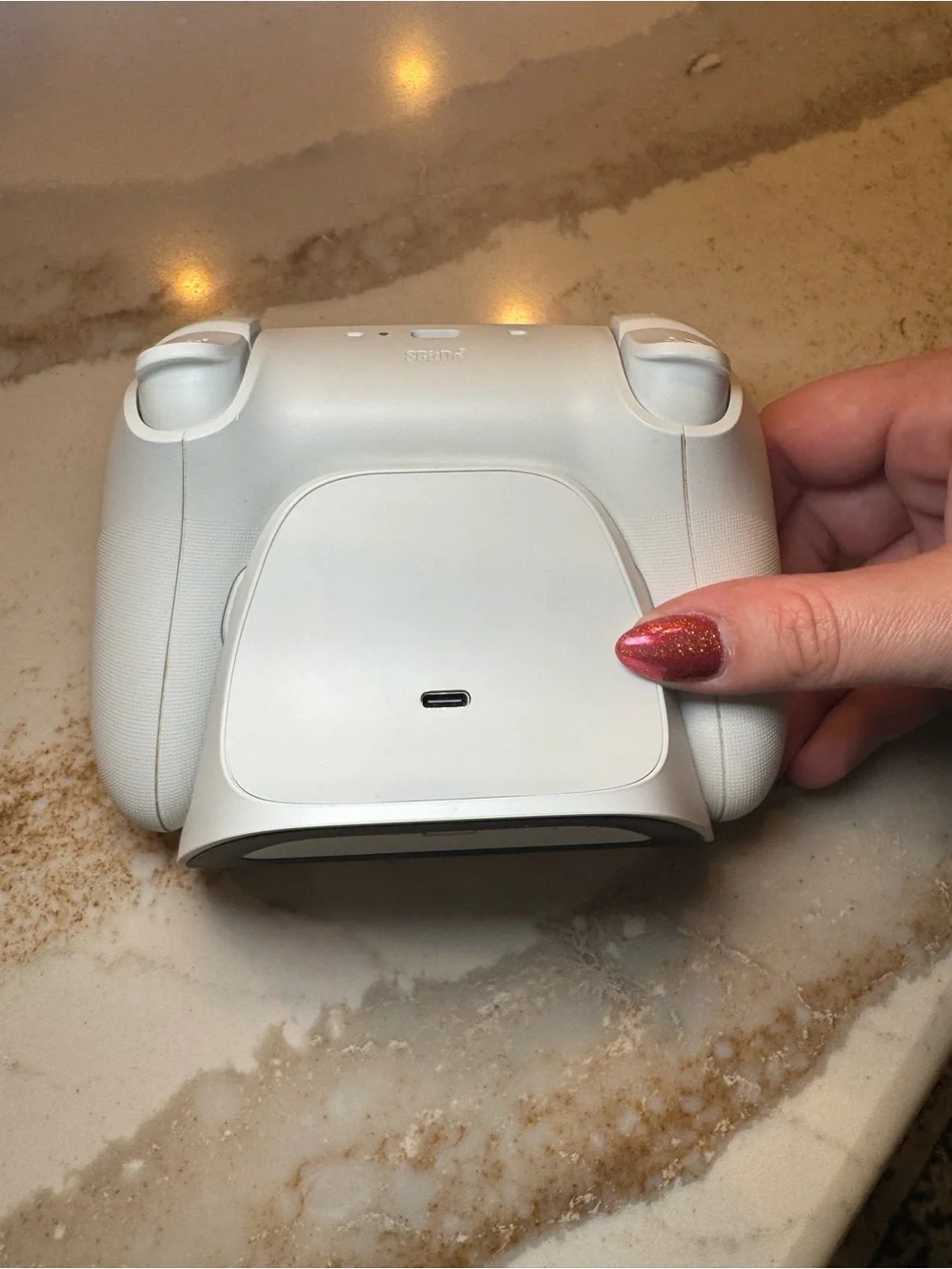 8BitDo Ultimate Controller with Charging Dock - White